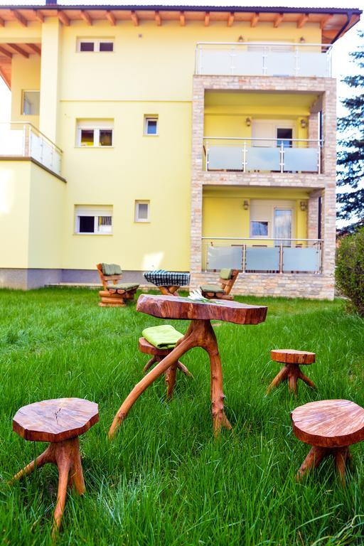 Apartment Mirela SJJ Exterior foto